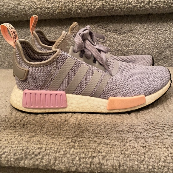 adidas Shoes - Women’s Adidas Shoes size 7